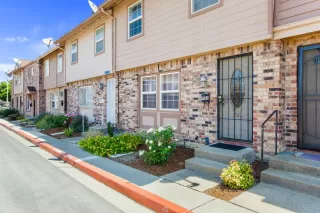 Photo #1: 222084866 Listing 