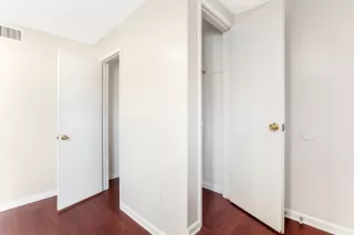 Photo #3: 222084866 Listing 