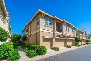 Photo #1: 222085204 Listing 