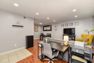 Photo #4: 222085671 Listing 