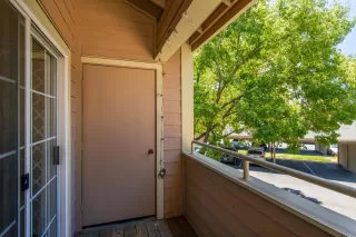 Photo #5: 222086012 Listing