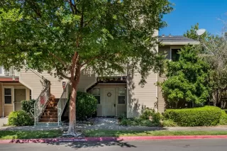 Photo #1: 222086134 Listing