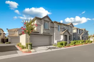 Photo #1: 222086268 Listing 