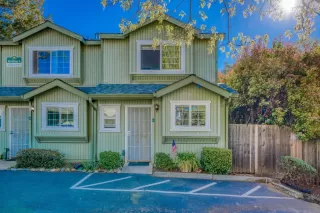 Photo #1: 222086536 Listing