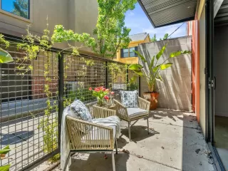 Photo #5: 222086612 Listing 