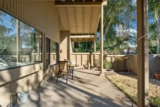 Photo #5: 222086986 Listing