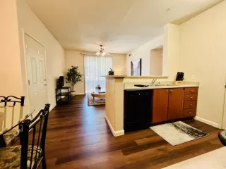 Photo #3: 222087515 Listing