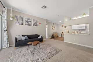 Photo #1: 222087701 Listing