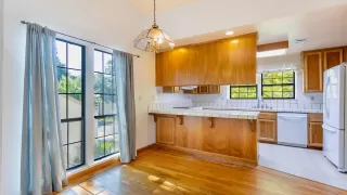 Photo #4: 222088002 Listing