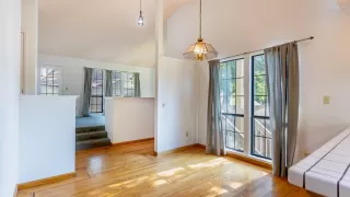 Photo #5: 222088002 Listing