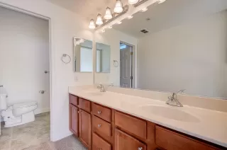 Photo #5: 222088086 Listing 