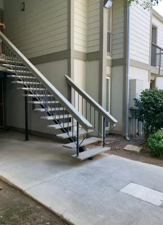 Photo #2: 222088489 Listing