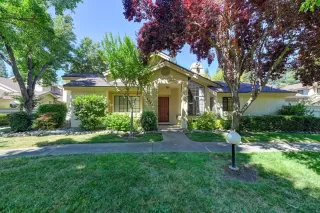 Photo #1: 222088550 Listing