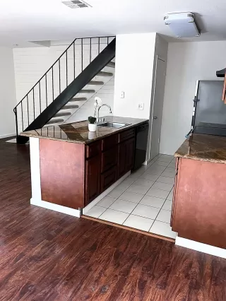 Photo #6: 222088718 Listing 