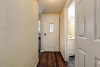 Photo #2: 222089307 Listing