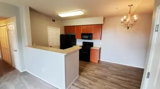 Photo #2: 222089989 Listing