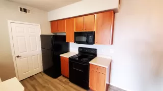 Photo #4: 222089989 Listing