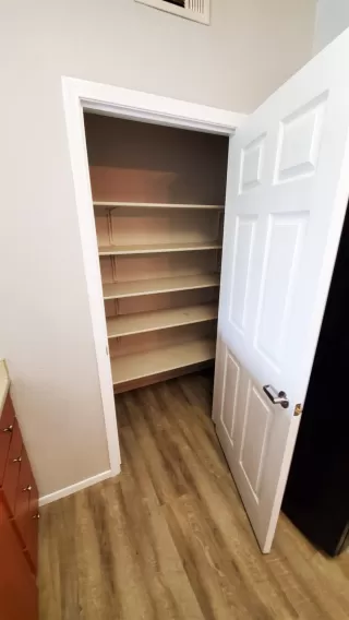 Photo #5: 222089989 Listing