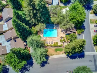 Photo #6: 222090051 Listing