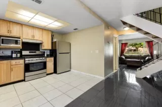 Photo #6: 222090088 Listing