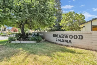 Photo #1: 222090092 Listing