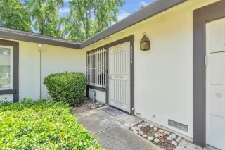 Photo #3: 222090092 Listing