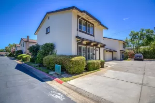 Photo #1: 222091252 Listing