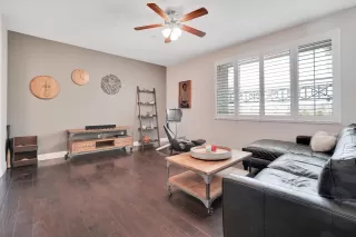 Photo #2: 222091495 Listing