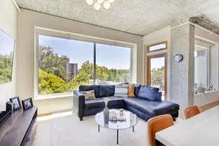 Photo #6: 222091604 Listing 