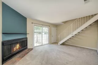 Photo #4: 222091956 Listing