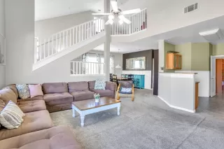 Photo #6: 222092524 Listing