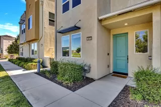Photo #2: 222092777 Listing 