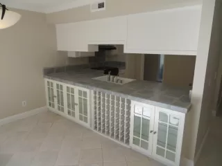 Photo #3: 222093249 Listing