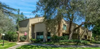 Photo #3: 222093685 Listing 