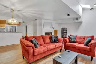Photo #5: 222093726 Listing 