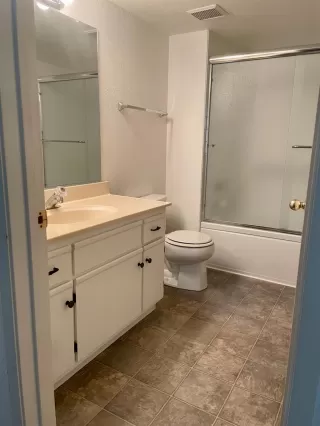 Photo #6: 222093765 Listing