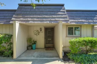 Photo #1: 222093901 Listing