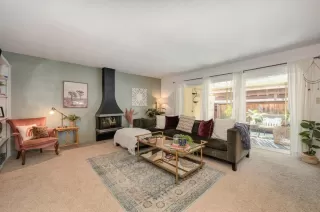 Photo #4: 222093901 Listing