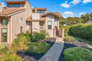 Photo #3: 222094179 Listing