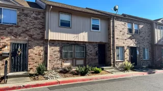 Photo #1: 222094358 Listing 