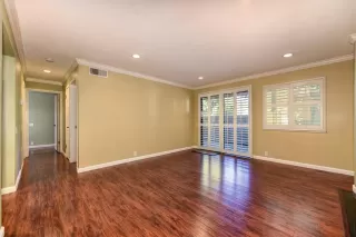 Photo #2: 222094647 Listing 