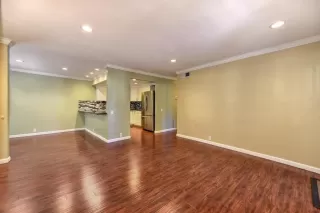 Photo #3: 222094647 Listing 