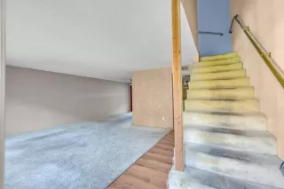 Photo #3: 222094666 Listing