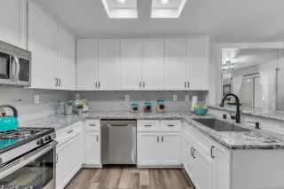 Photo #6: 222095250 Listing