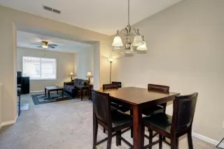 Photo #4: 222095366 Listing 