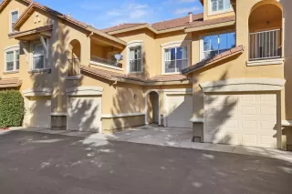 Photo #3: 222095560 Listing