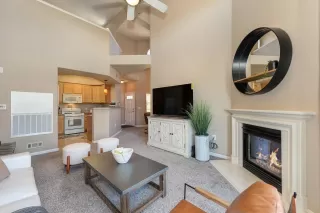 Photo #2: 222095930 Listing