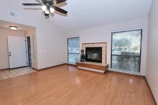 Photo #5: 222096283 Listing