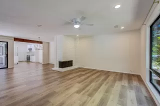 Photo #4: 222096515 Listing 