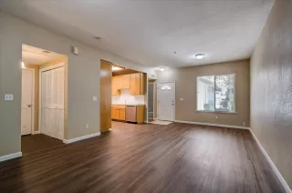 Photo #1: 222097141 Listing